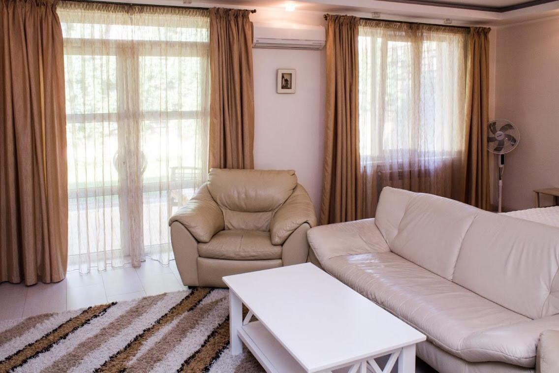 Abc Apartments Business Class Kiev Esterno foto